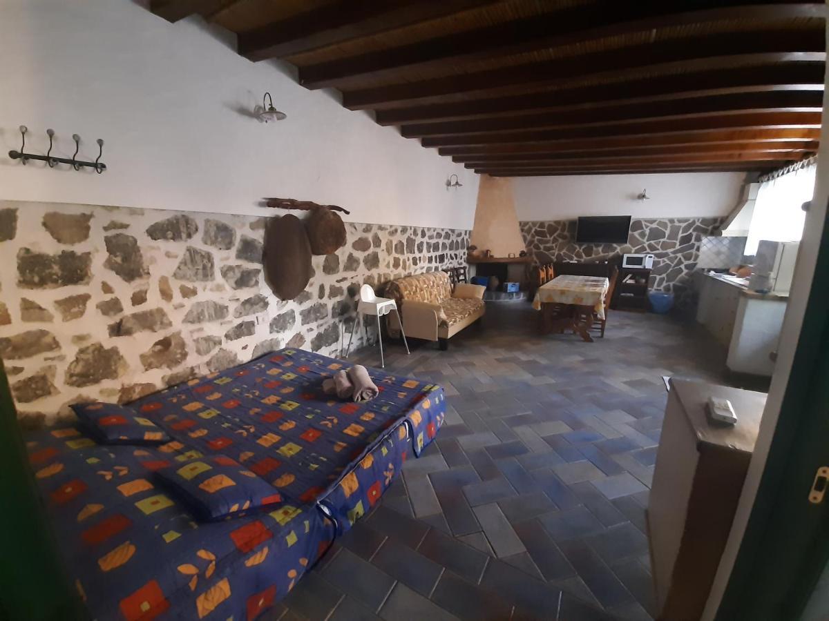 Апартаменты Sa Dommo De Sa Pietate Орозеи Экстерьер фото
